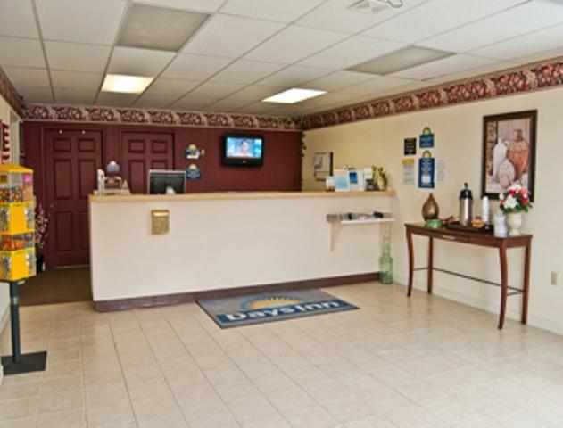 All Day Inn Sandston Interno foto
